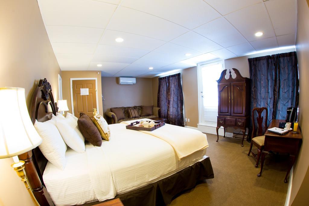 The Sherwood Hotel Greene Rum bild