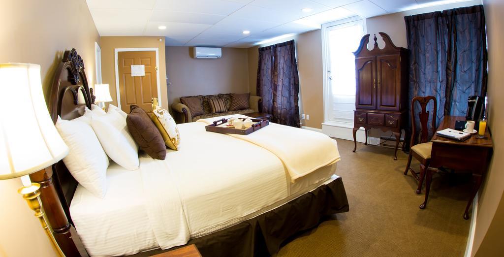 The Sherwood Hotel Greene Rum bild